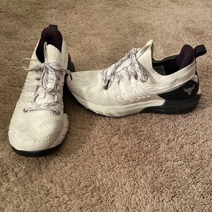 Under Armor Project Rock women’s gym shoes size 8.5. Run slightly small.